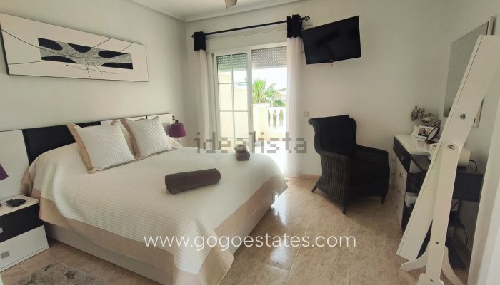 Te koop - Huis - Halfvrijstaande woning - Rojales - Ciudad Quesada