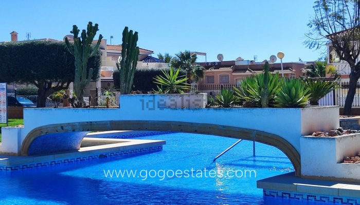 Te koop - Huis - Halfvrijstaande woning - Rojales - Ciudad Quesada