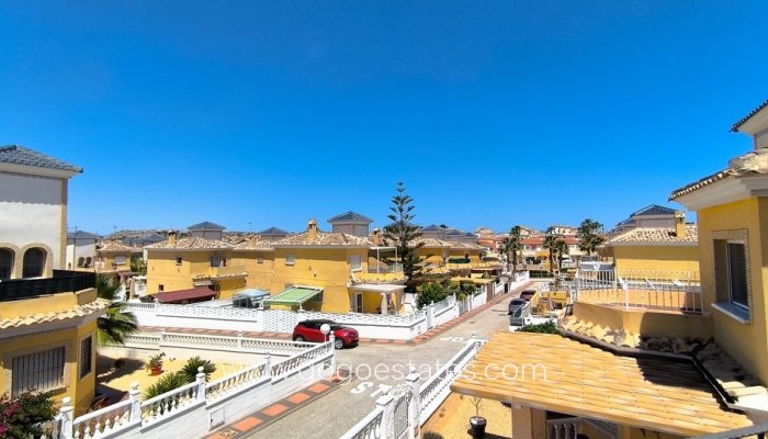 Te koop - Huis - Vrijstaande Villa - Algorfa - Algorfa Centro