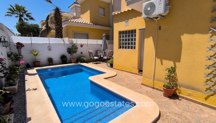 Te koop - Huis - Vrijstaande Villa - Algorfa - Algorfa Centro