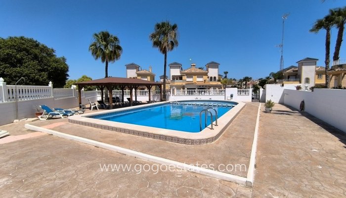 Te koop - Huis - Vrijstaande Villa - Algorfa - Algorfa Centro