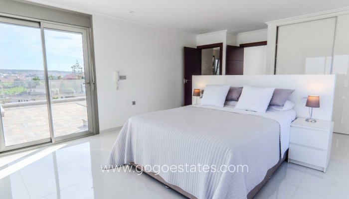 Te koop - Huis - Vrijstaande Villa - Rojales - Ciudad Quesada