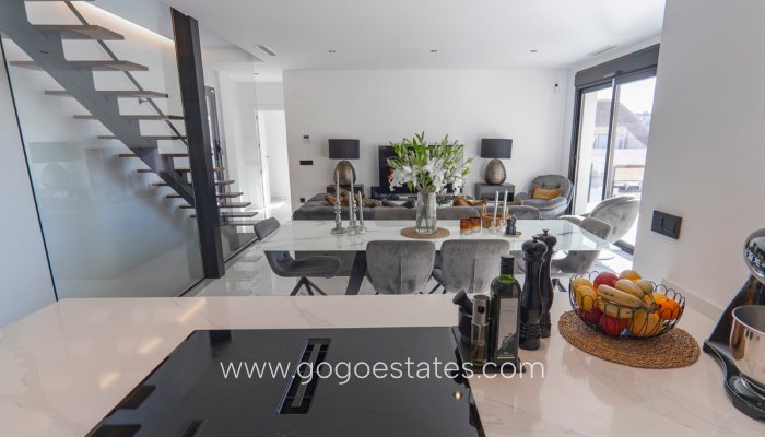 Te koop - Huis - Vrijstaande Villa - Rojales - Ciudad Quesada