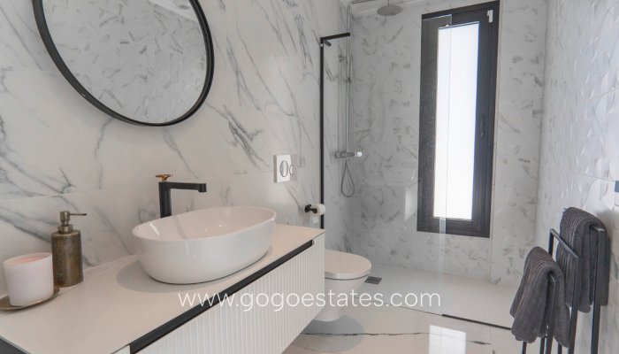 Te koop - Huis - Vrijstaande Villa - Rojales - Ciudad Quesada