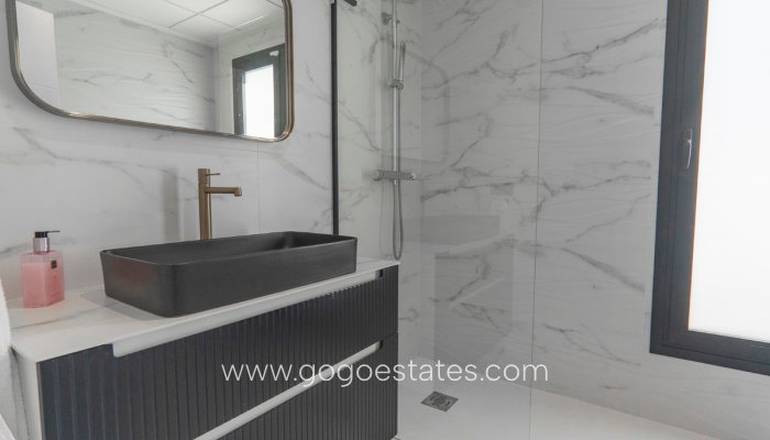 Te koop - Huis - Vrijstaande Villa - Rojales - Ciudad Quesada