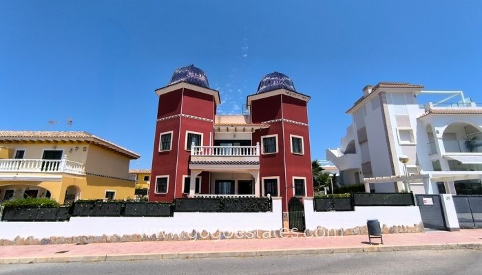 Te koop - Huis - Halfvrijstaande woning - Rojales - Ciudad Quesada