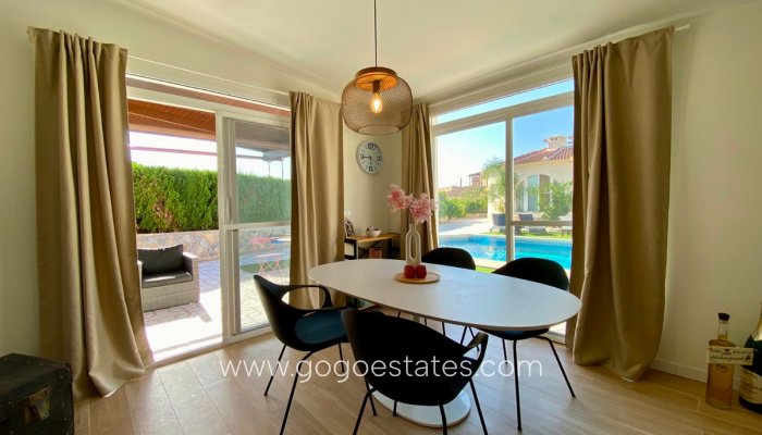 Te koop - Huis - Vrijstaande Villa - Rojales - Ciudad Quesada