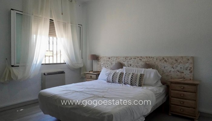 Te koop - Huis - Vrijstaande Villa - Rojales - Ciudad Quesada