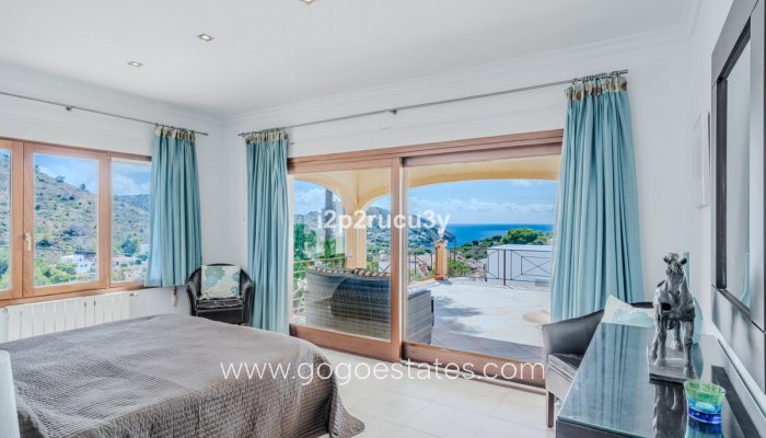 Te koop - Huis - Vrijstaande Villa - Teulada - Moraira