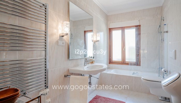 Te koop - Huis - Vrijstaande Villa - Teulada - Moraira