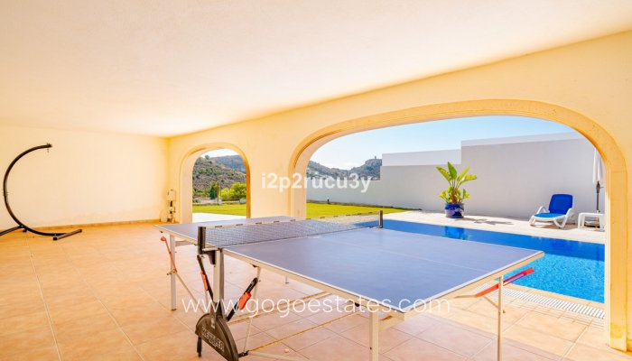 Te koop - Huis - Vrijstaande Villa - Teulada - Moraira