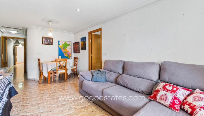 Te koop - Appartement - Appartement op de middelste verdieping - Torrevieja - Torrevieja Centro