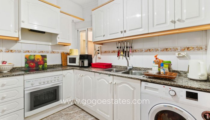 Te koop - Appartement - Appartement op de middelste verdieping - Torrevieja - Torrevieja Centro