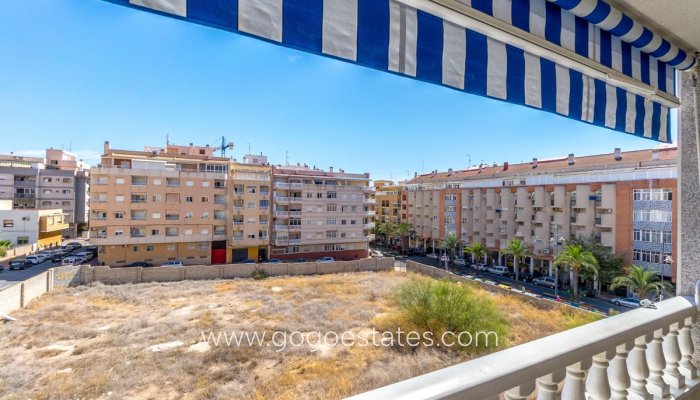 Te koop - Appartement - Appartement op de middelste verdieping - Torrevieja - Torrevieja Centro