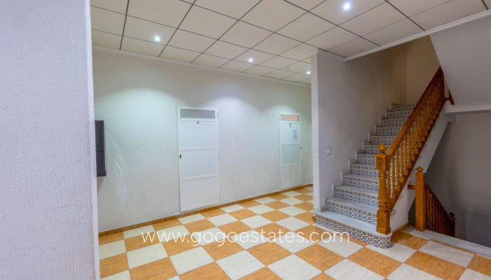 Te koop - Appartement - Appartement op de middelste verdieping - Torrevieja - Torrevieja Centro