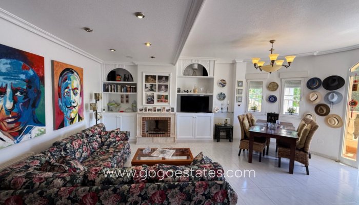 Te koop - Huis - Vrijstaande Villa - Orihuela - Orihuela Costa