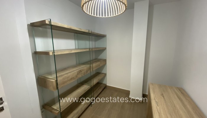 Te koop - Huis - Vrijstaande Villa - Orihuela - Villamartin