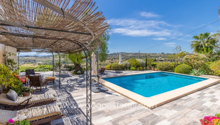 Te koop - Huis - Finca - Cortijo - Teulada - Teulada Centro