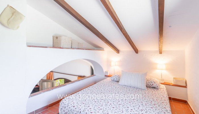 Te koop - Huis - Finca - Cortijo - Teulada - Teulada Centro