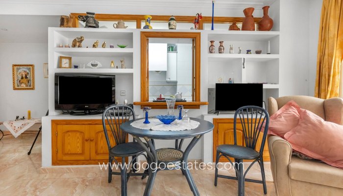 Te koop - Appartement - Appartement op de middelste verdieping - Torrevieja - La Mata