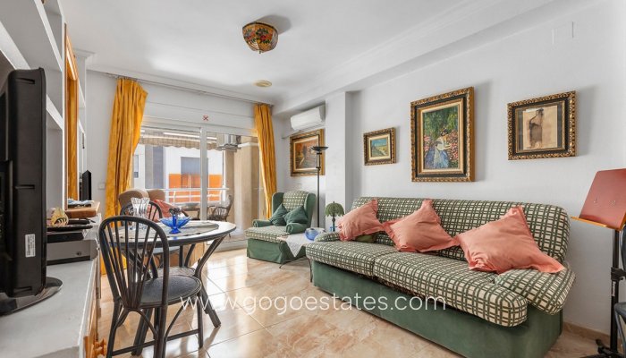 Te koop - Appartement - Appartement op de middelste verdieping - Torrevieja - La Mata