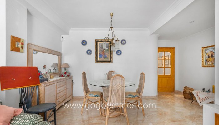 Te koop - Appartement - Appartement op de middelste verdieping - Torrevieja - La Mata