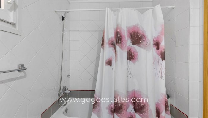 Te koop - Appartement - Appartement op de middelste verdieping - Torrevieja - La Mata