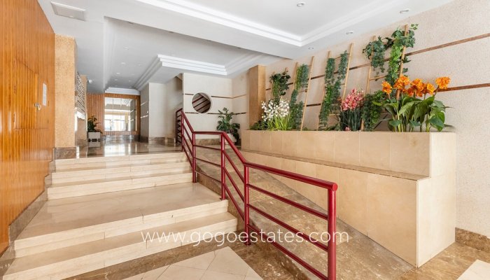 Te koop - Appartement - Appartement op de middelste verdieping - Torrevieja - La Mata