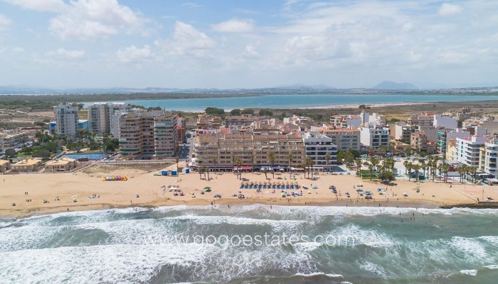 Te koop - Appartement - Appartement op de middelste verdieping - Torrevieja - La Mata