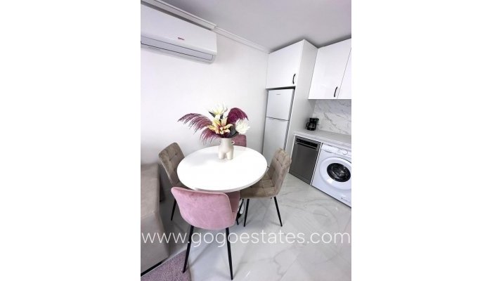 Te koop - Appartement - Appartement op de middelste verdieping - Torrevieja - Playa del Cura