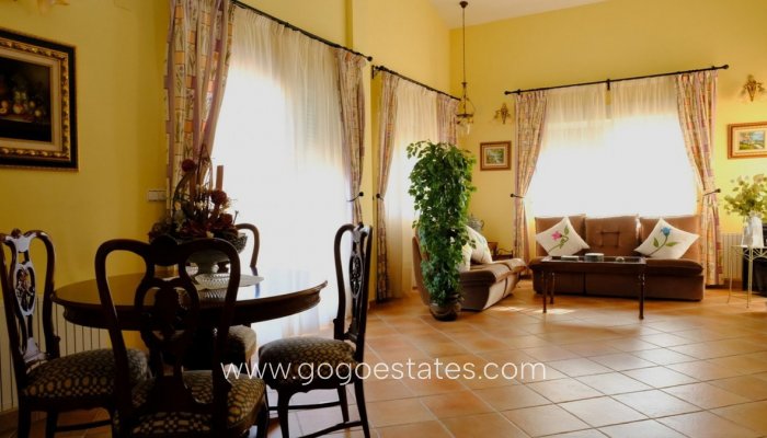 Te koop - Huis - Finca - Cortijo - Orihuela - Orihuela Centro