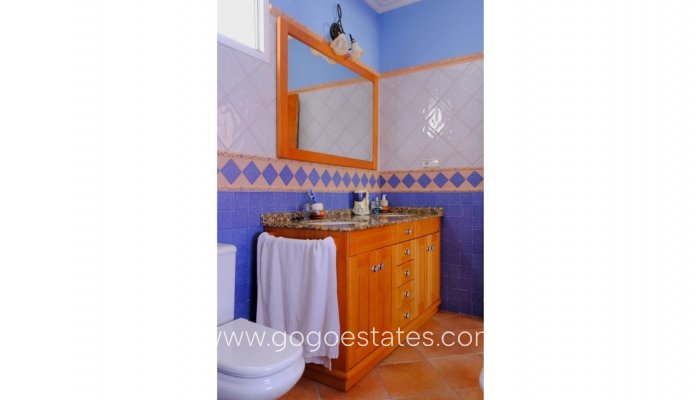 Te koop - Huis - Finca - Cortijo - Orihuela - Orihuela Centro