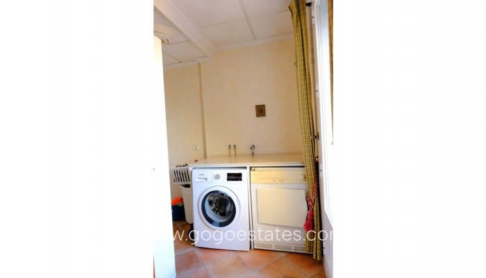 Te koop - Huis - Finca - Cortijo - Orihuela - Orihuela Centro