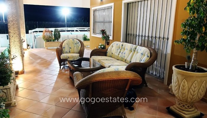 Te koop - Huis - Finca - Cortijo - Orihuela - Orihuela Centro