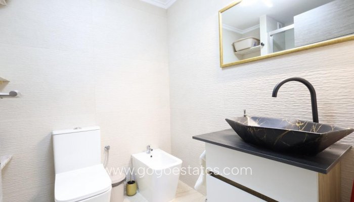 Te koop - Appartement - Begane Grond Appartement - Torrevieja - Torrevieja Centro