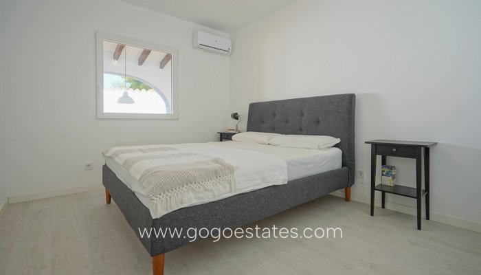 Te koop - Huis - Vrijstaande Villa - Calpe - Calpe Centro