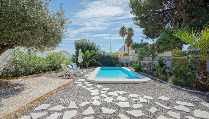 Te koop - Huis - Vrijstaande Villa - Calpe - Calpe Centro