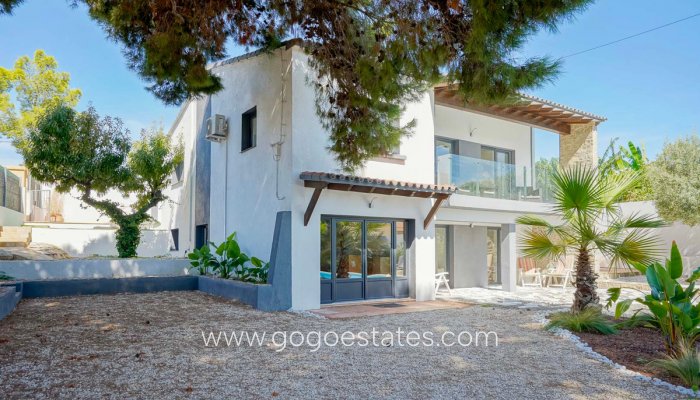 Te koop - Huis - Vrijstaande Villa - Calpe - Calpe Centro