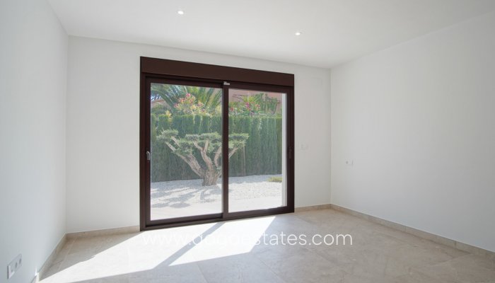 Te koop - Huis - Vrijstaande Villa - Dénia - Denia Centro