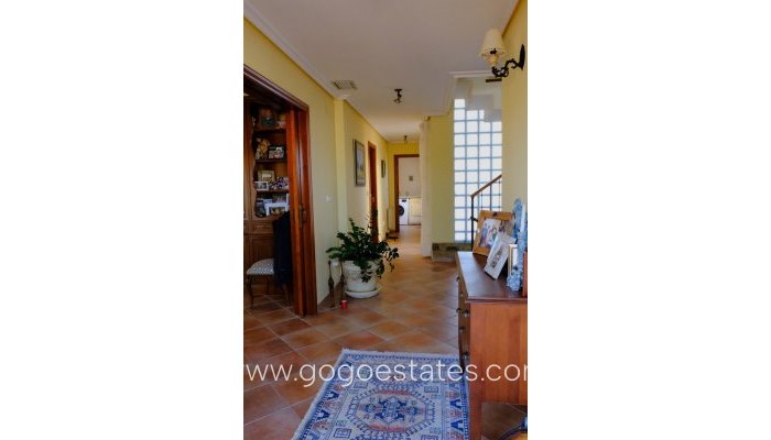 Te koop - Huis - Vrijstaande Villa - Orihuela - Orihuela Centro