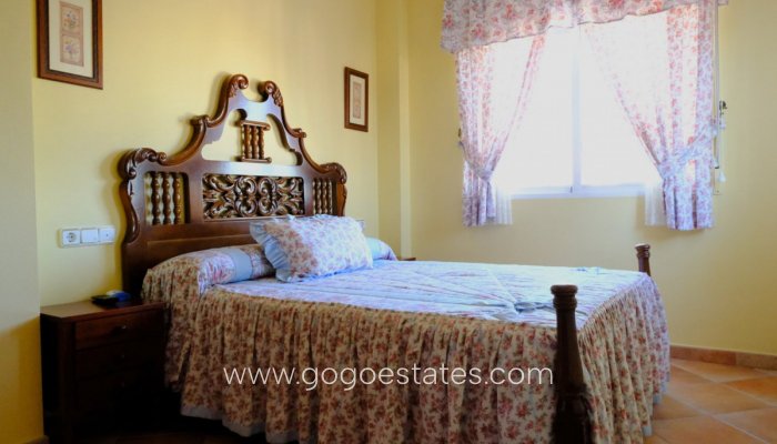 Te koop - Huis - Vrijstaande Villa - Orihuela - Orihuela Centro