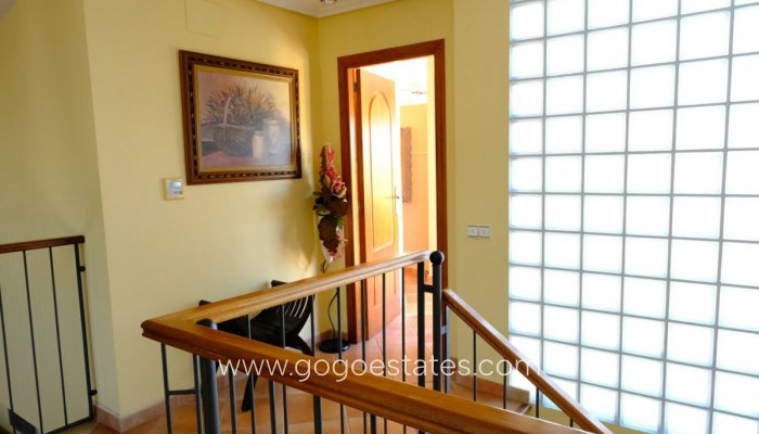 Te koop - Huis - Vrijstaande Villa - Orihuela - Orihuela Centro