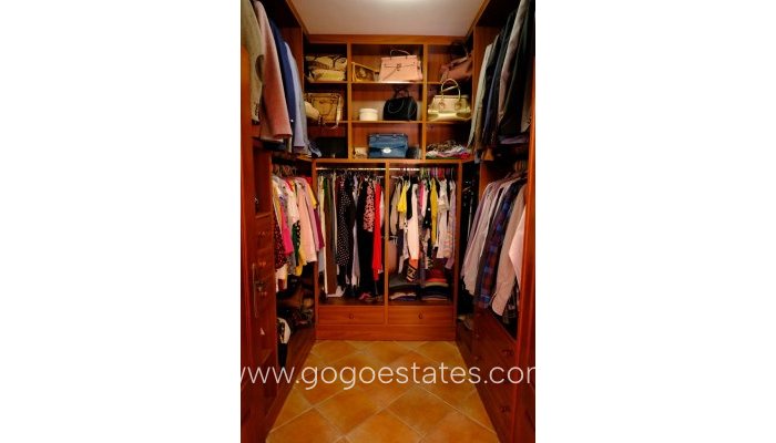 Te koop - Huis - Vrijstaande Villa - Orihuela - Orihuela Centro