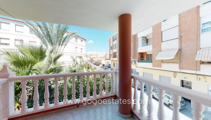 Revente - Maison - Villa Individuelle - Sax - Sax Centro