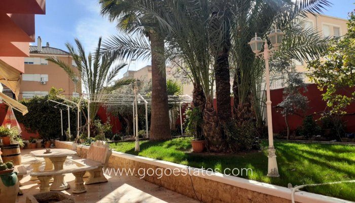 Revente - Maison - Villa Individuelle - Sax - Sax Centro