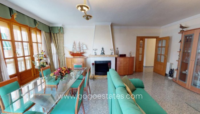 Revente - Maison - Villa Individuelle - Sax - Sax Centro