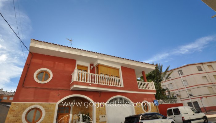 Revente - Maison - Villa Individuelle - Sax - Sax Centro