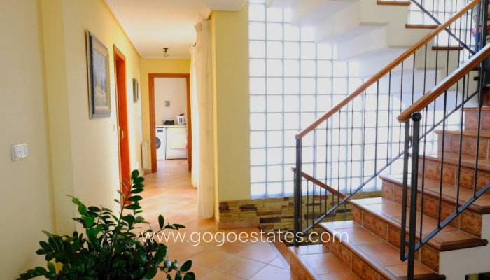 Te koop - Huis - Vrijstaande Villa - Orihuela - Orihuela Centro