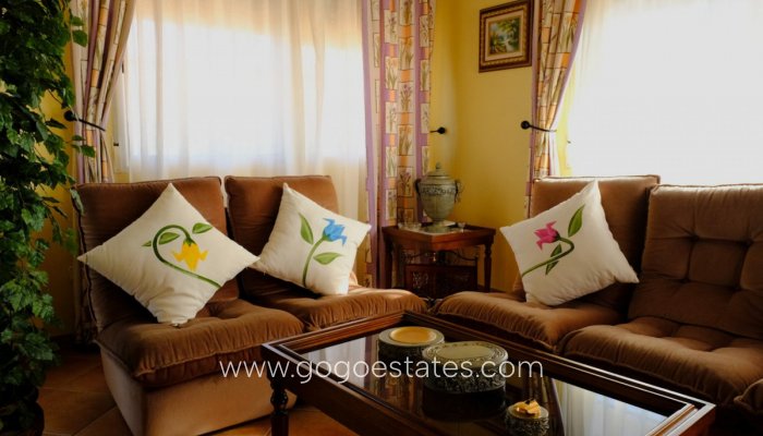 Te koop - Huis - Vrijstaande Villa - Orihuela - Orihuela Centro