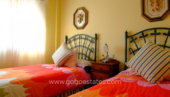 Te koop - Huis - Vrijstaande Villa - Orihuela - Orihuela Centro